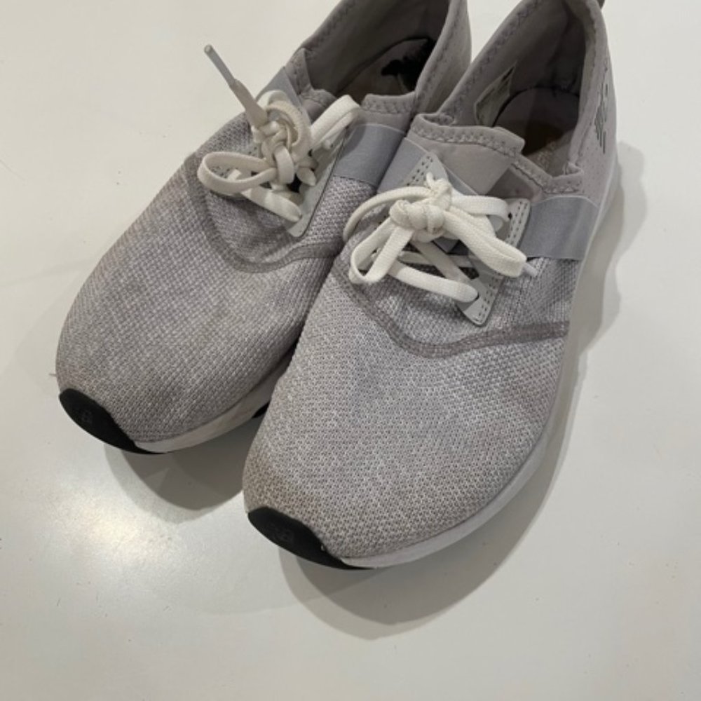 New Balance Women's White Sneakers Size 9